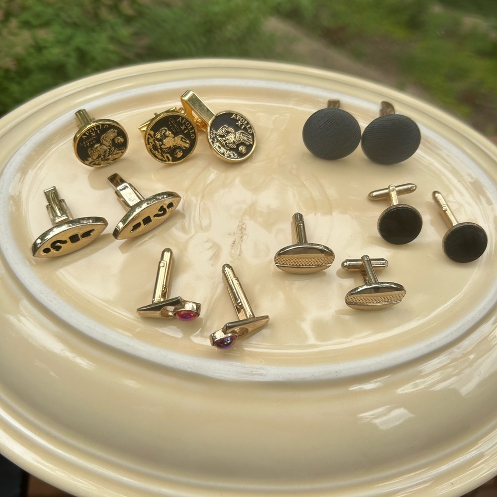 Gold and Black Cufflinks Set